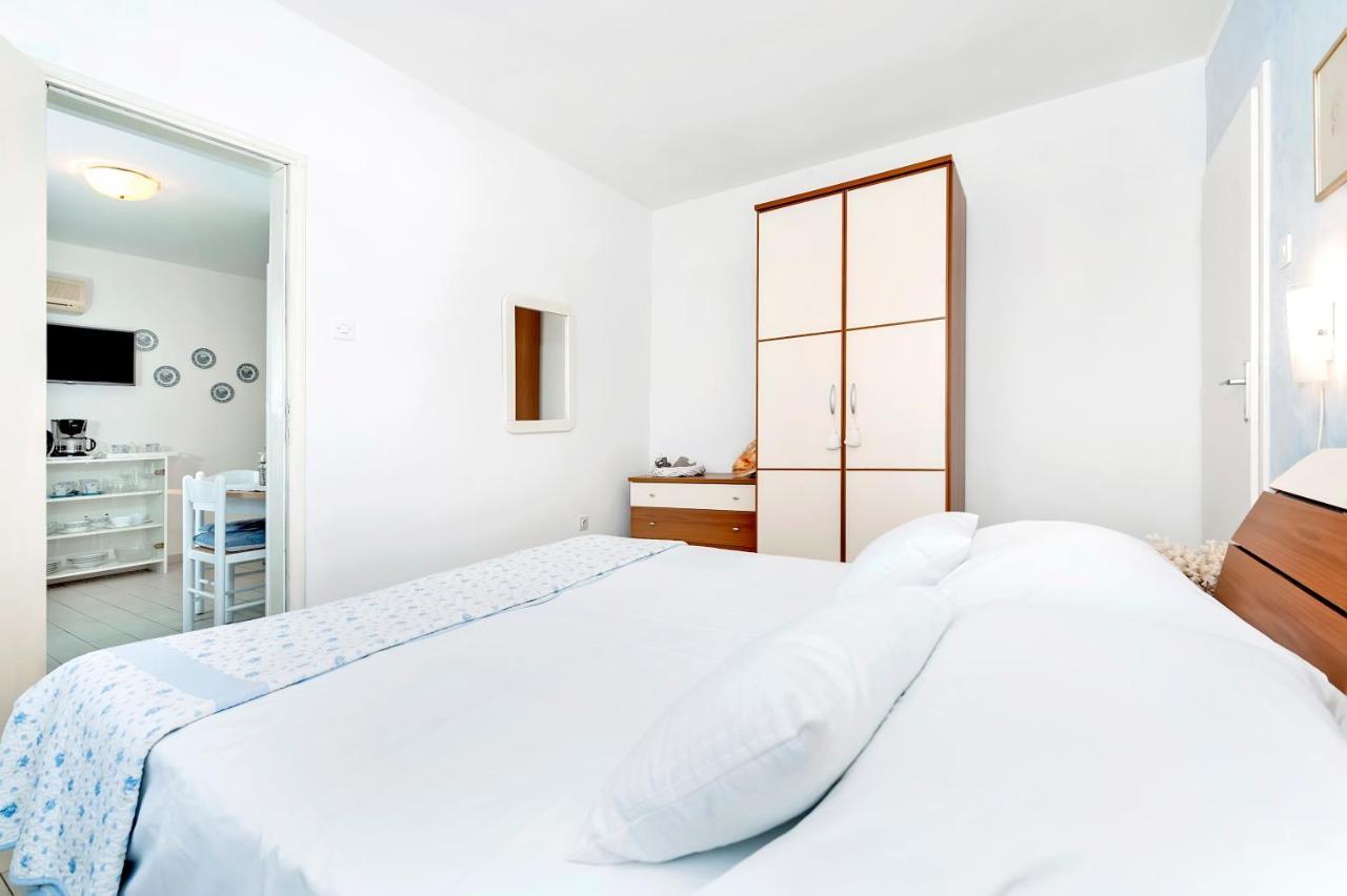 Apartment Casa Banko Rovigno Esterno foto